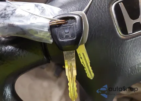 2001 Honda Civic Lx из США, поврежденный, VIN 1HGEM21581L068824